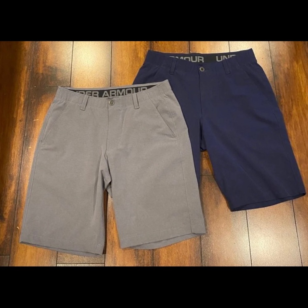 SOLD.  Under Armour Air Vent Flat Front shorts 32